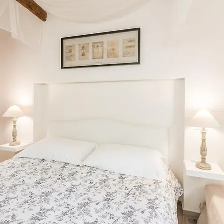 Ferienhaus The Bell Comiso